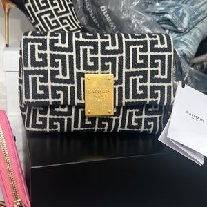 BALMAIN PARIS SOFT BAG 🥰